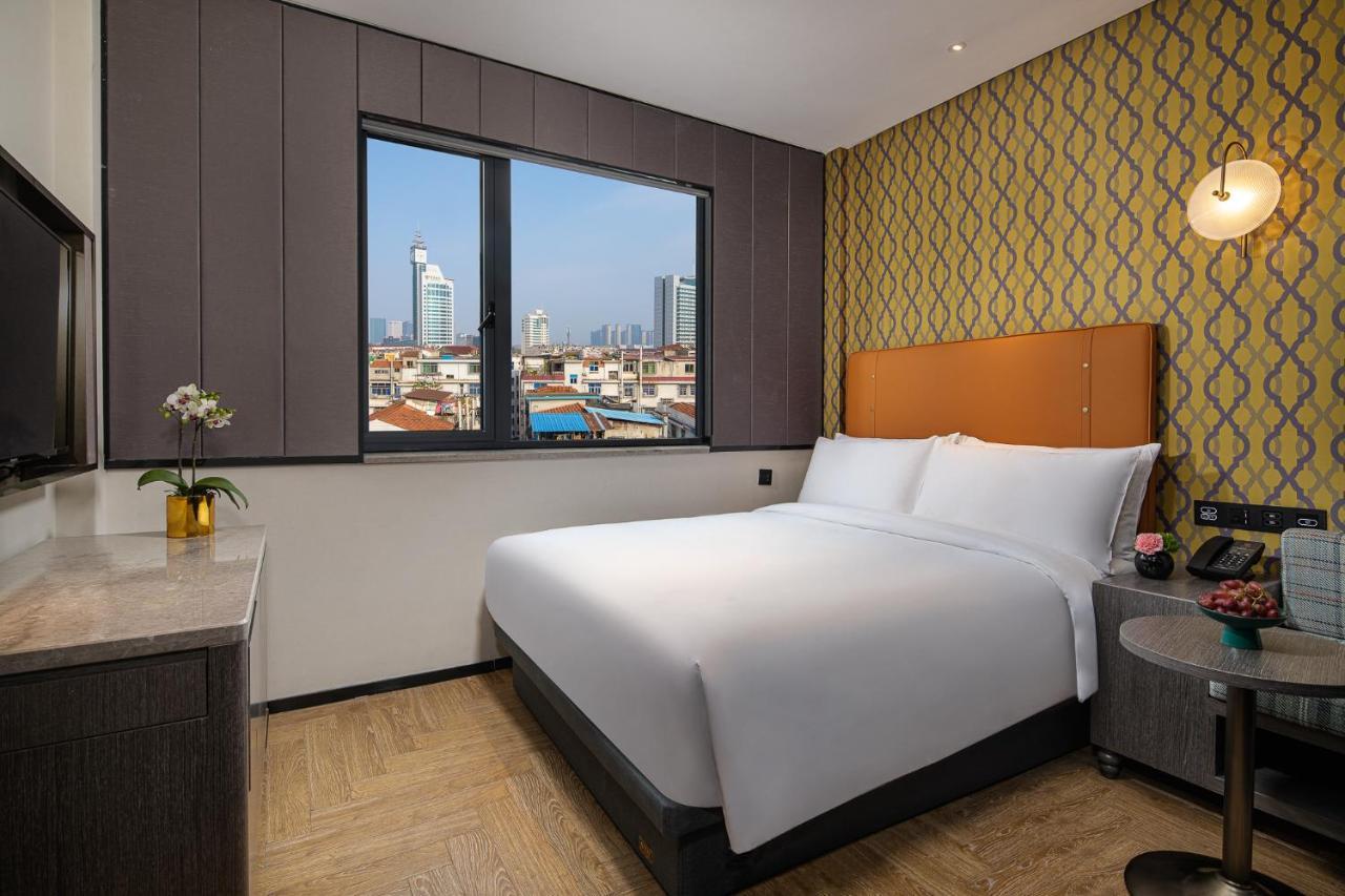 Kasion Pugis Hotel Іу Екстер'єр фото