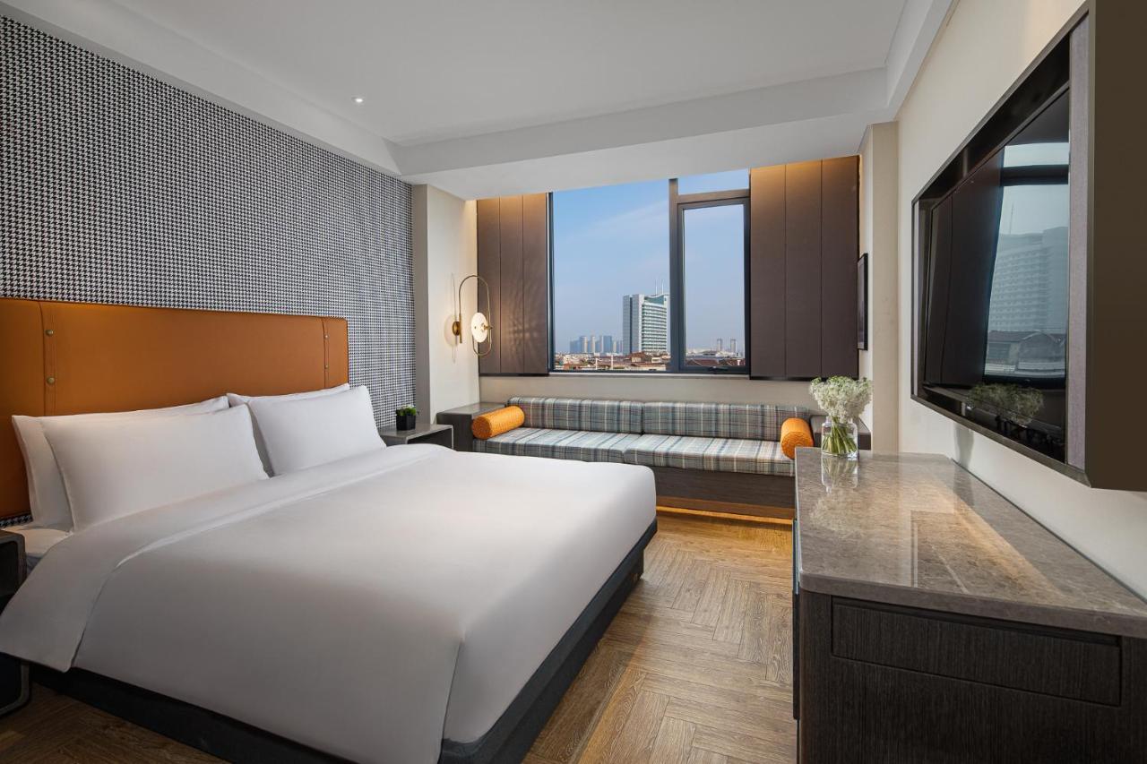 Kasion Pugis Hotel Іу Екстер'єр фото