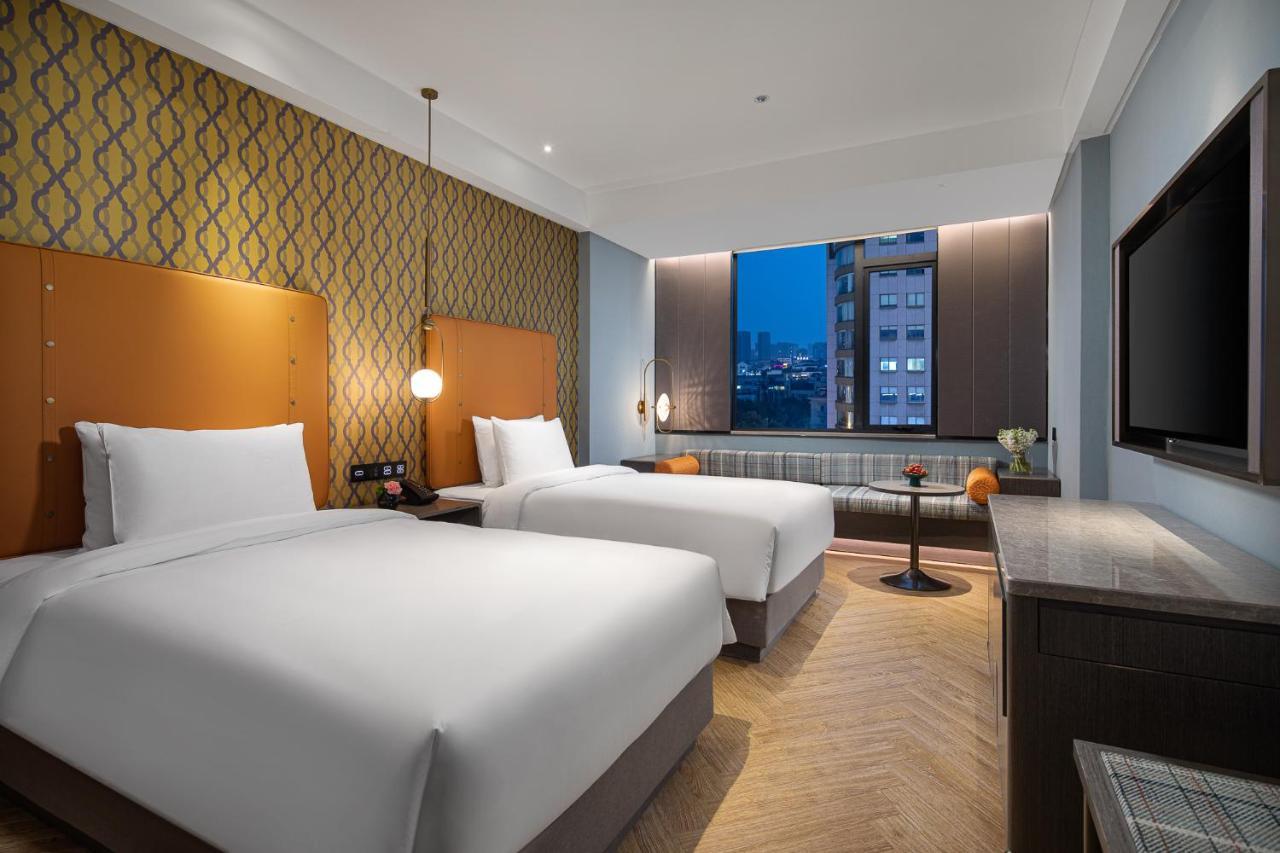 Kasion Pugis Hotel Іу Екстер'єр фото
