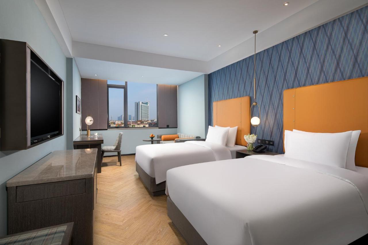 Kasion Pugis Hotel Іу Екстер'єр фото