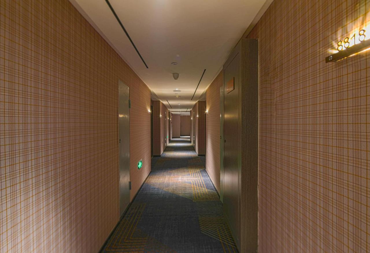 Kasion Pugis Hotel Іу Екстер'єр фото