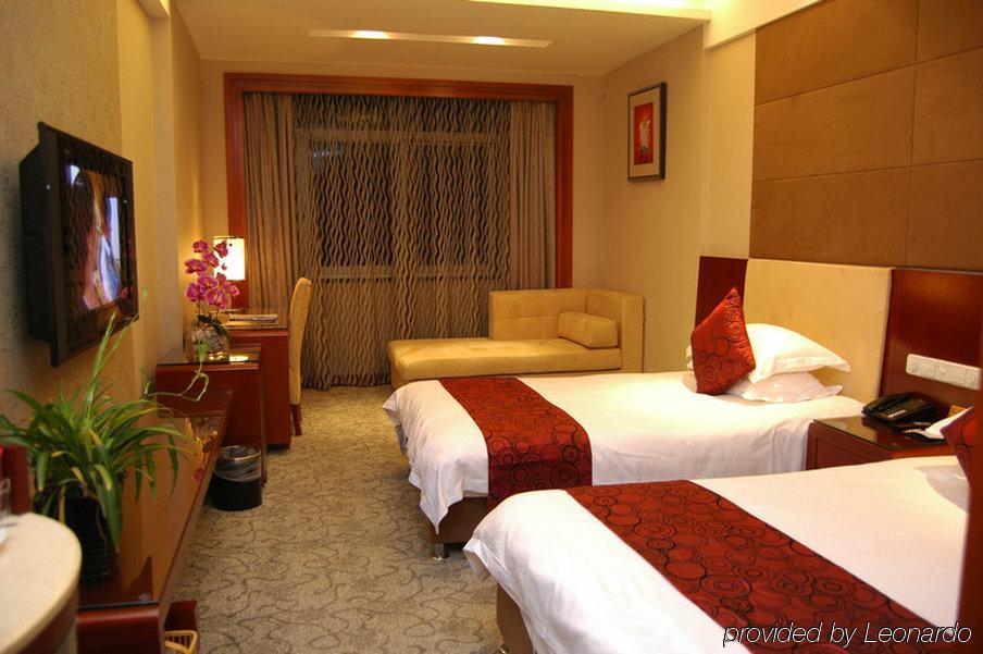 Kasion Pugis Hotel Іу Екстер'єр фото